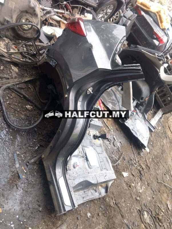MAZDA CX5 OM REAR FENDER RH