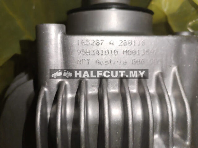 95B341010 PORSCHE MACAN 4WD TRANSFER CASE