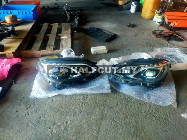 W212 FACELIFT HEAD LAMP RIGHT /LEFT