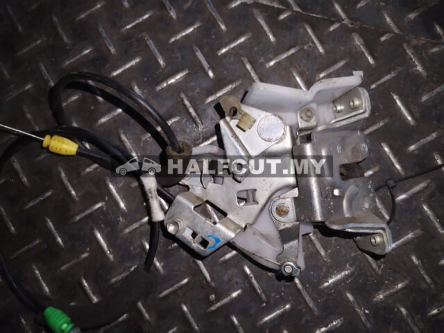 ESTIMA ACR50 DOOR LOCK REAR RIGHT