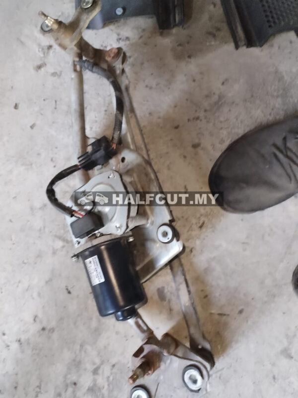 CHERRY EASTAR WIPER LINK &WIPER MOTOR