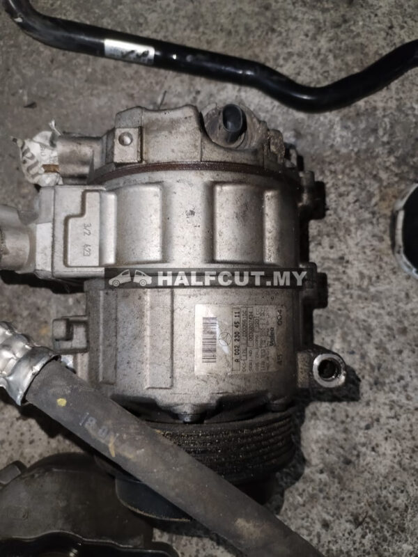 002 230 4511 W204/W212 271860 CGI AIRCOND PUMP