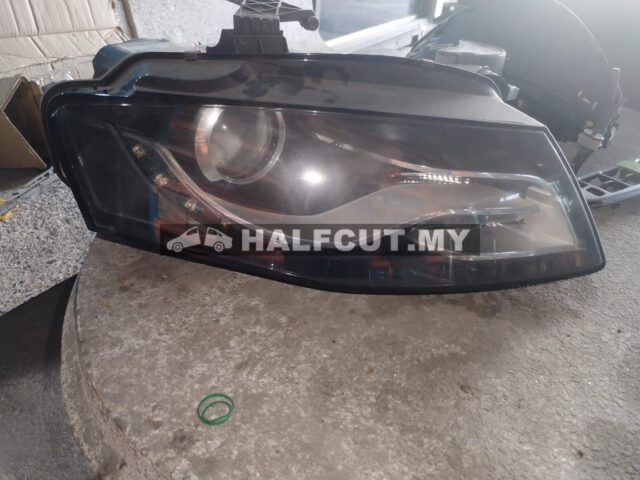 AUDI A4B8 HEAD LAMP (RIGHT) (2  HID ECU)