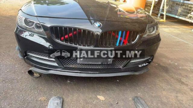 BMW Z4 E89 N52 2.5 HALF CUT