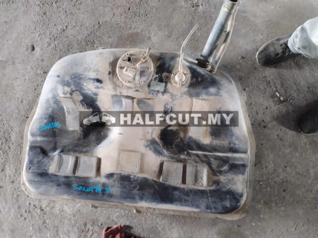 HYUNDAI SONATA 5 PETROL TANK