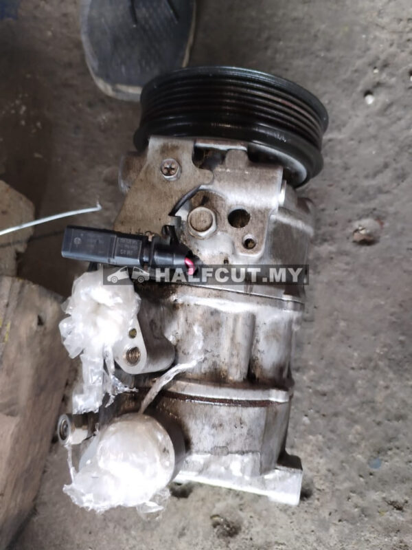 4M0 820 803 L AUDI Q7 2018 3.0 AIRCOND PUMP