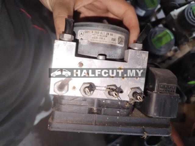 253 431 2800/253 901 1400 W253/W205 ABS PUMP