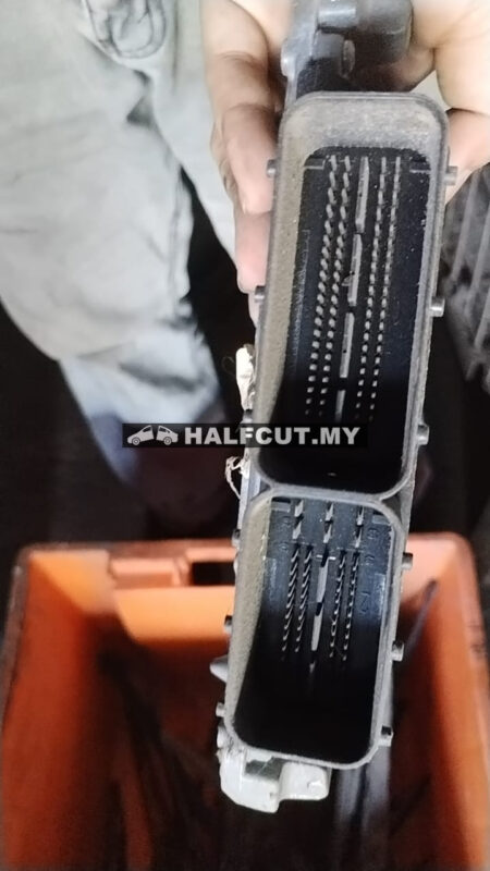 270 900 0900 W176/W117/W156/W246 AMG 133 ENGINE CU