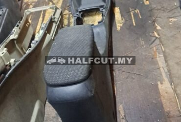 HONDA JAZZ 09 CONSOLE BOX