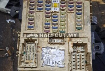 HYUNDAI SANTA FE FUSE BOX ECU (91950-2W570)