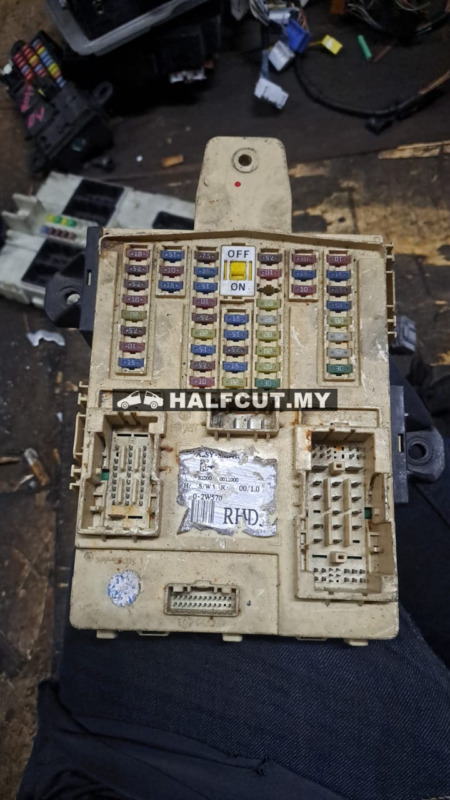 HYUNDAI SANTA FE FUSE BOX ECU (91950-2W570)