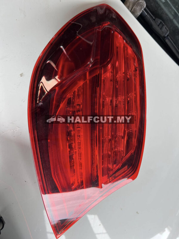 BMW f12 lci tail light set