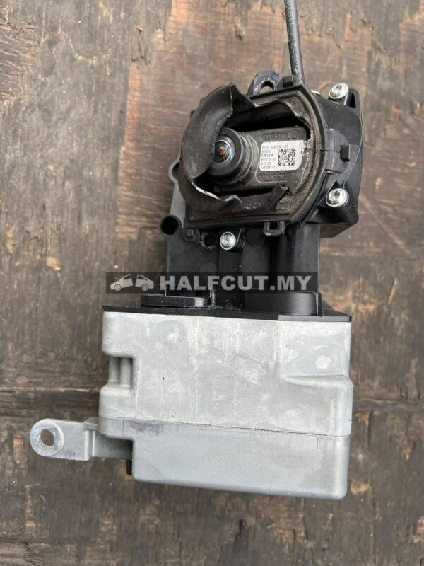 BMW f12 rear camera