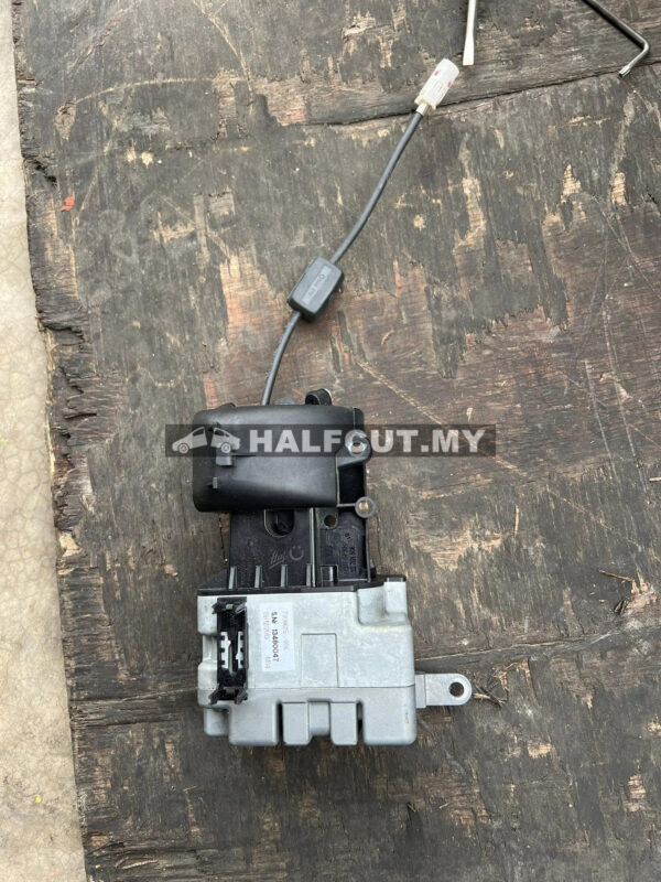 BMW f12 rear camera