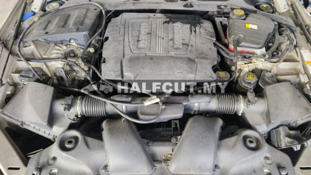 JAGUAR XJL5.0 NA HALF CUT CKD