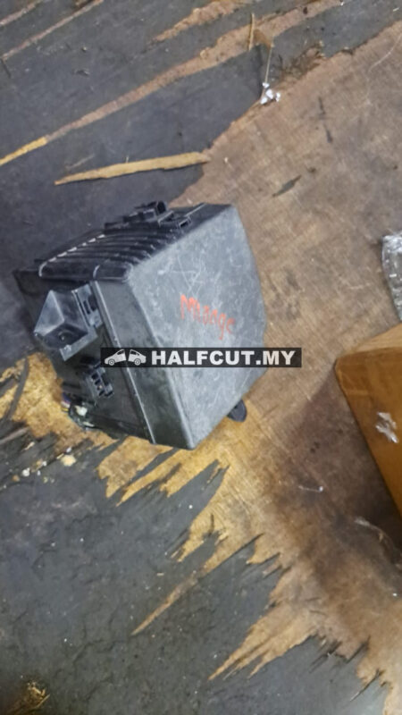 MITSUBISHI MIRAGE FUSE BOX WAYA
