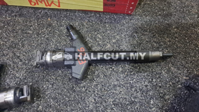 NISSAN E26 INJECTOR NOZZLE