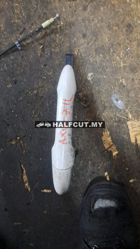 PERODUA AXIA FRONT HANDLE F/L