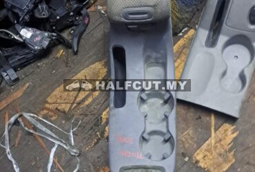 HYUNDAI TUCSON 2005 CONSOLE BOX