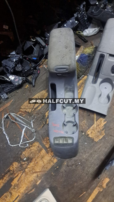 HYUNDAI TUCSON 2005 CONSOLE BOX