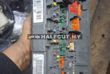 BMW E90 FUSE BOX ECU (9119445-04)