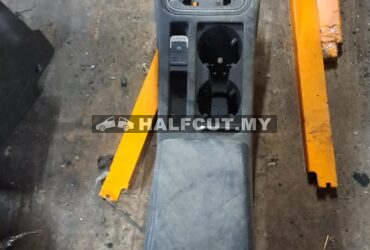 VOLKSWAGEN PASSAT B8 CONSOLE BOX