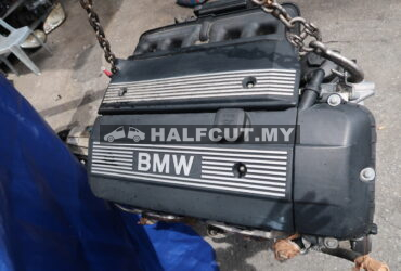 BMW Z4 E89 2.5 ENGINE PARTS