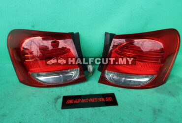 LEXUS GS300 TAIL LAMP