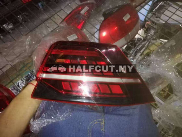 5G0 945 208 G VW GOLF MK7 TAIL LAMP RIGHT