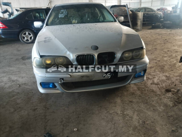BMW E39 HALF CUT