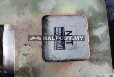 23710 VX415 (NT) NISSAN URVAN E25 ZD30 ENGINE ECU
