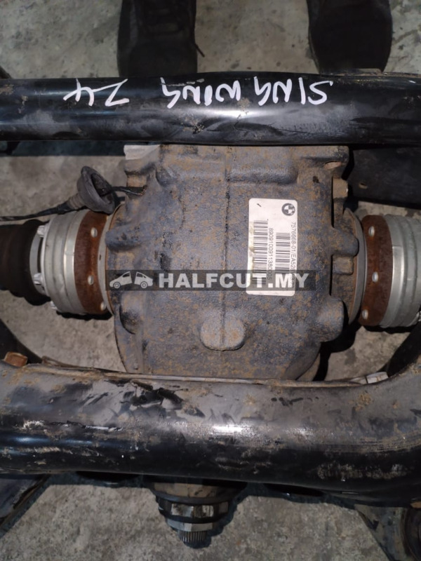 7576668 BMW Z4 E89 N52 REAR AXLE GEAR (3.73)