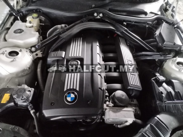 BMW Z4 E89 N52B25A 2.5  HALF CUT