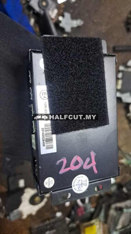 MERCEDES BENZ W204 ECU (10R-03 2343)