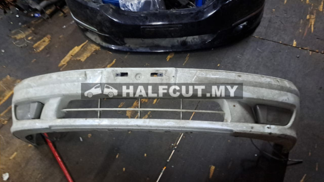 NISSAN CEFITO A32 FRONT BUMPER