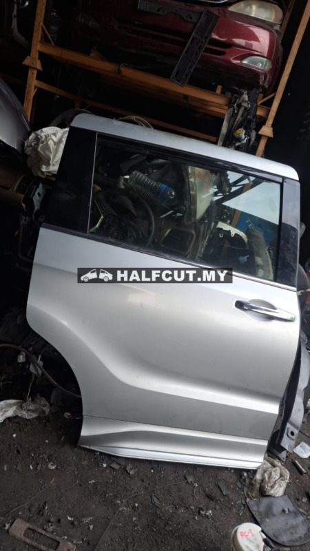 HONDA ODYSSEY RC1 SIDE DOOR R/R