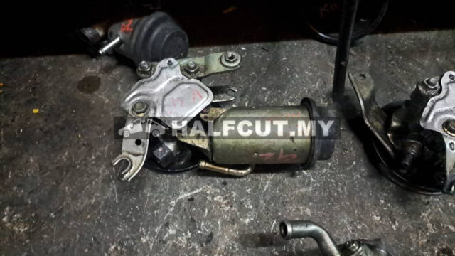 TOYOTA VIOS NCP42 POWER STEERING PUMP