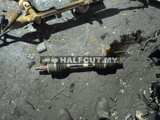 HYUNDAI SANTA FE D4HB FRONT DRIVE SHAFT LH