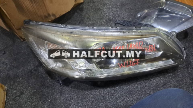 HONDA ACCORD T2A HEAD LAMP (W1167) RH  HID
