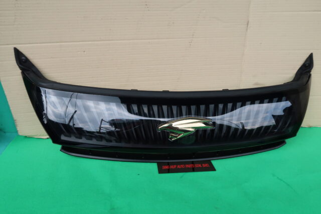 TOYOTA HARRIER ZSU60 FRONT GRILLE