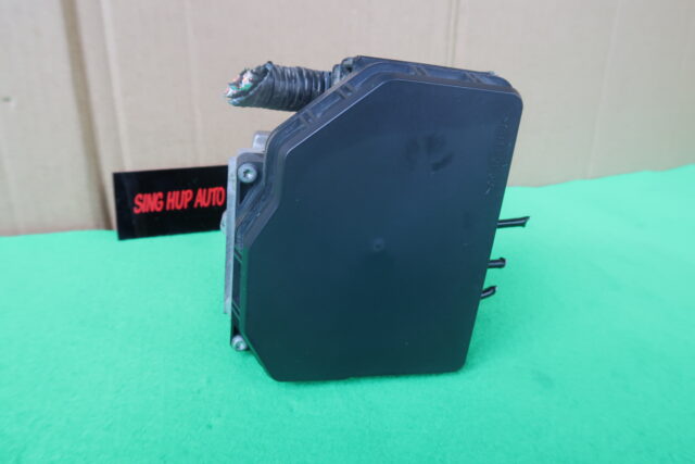 LEXUS Rx350 ABS PUMP