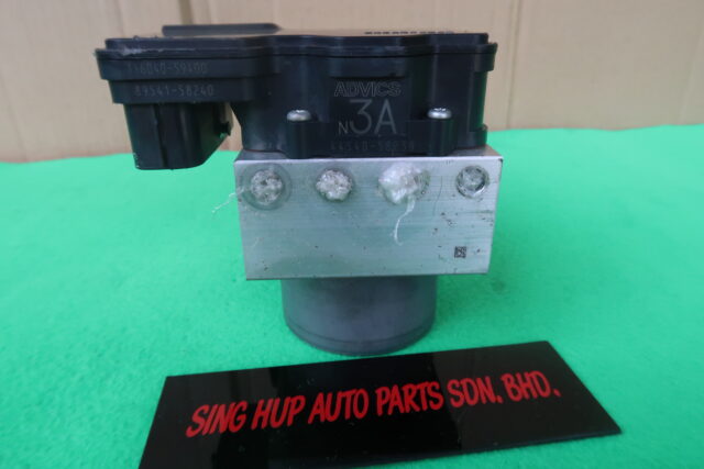 TOYOTA ALPHARD AGH30 ABS PUMP