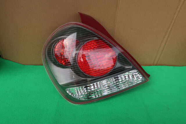 NISSAN SENTRA N6 TAIL LAMP (NEW)