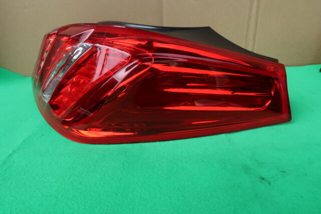 PEUGEOT 508 TAIL LAMP
