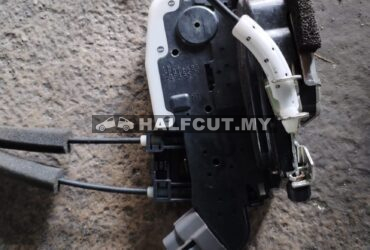 NISSAN X-TRAIL NT32/ALMERA/LIVINA/LATIO/KG11 DOOR LOCK