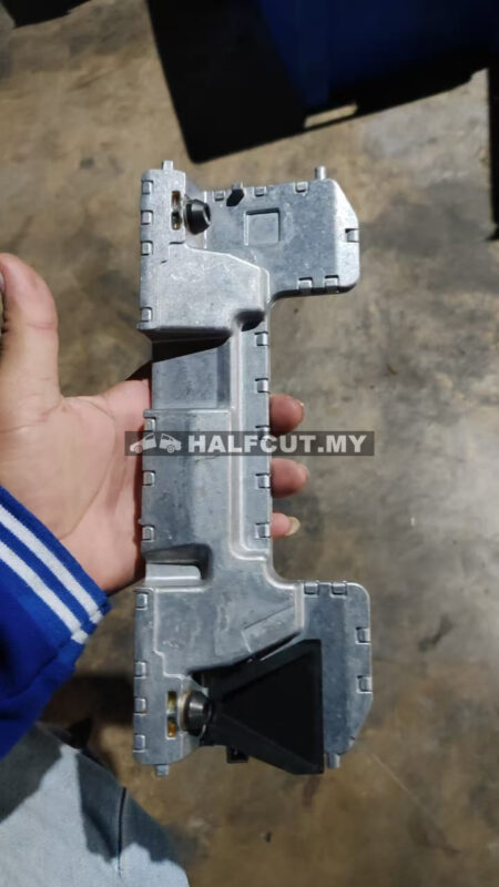 222 900 3108 W222/W205 FRONT CAMERA MODULE