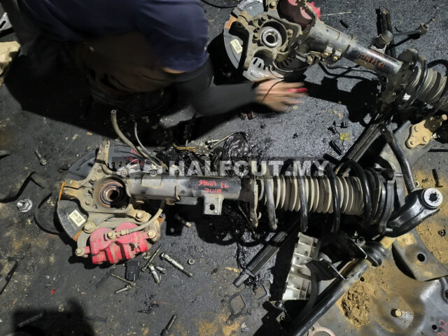 HYUNDAI SANTA FE D4HB FRONT KNUCKLE &ABSORBER F/L ABS