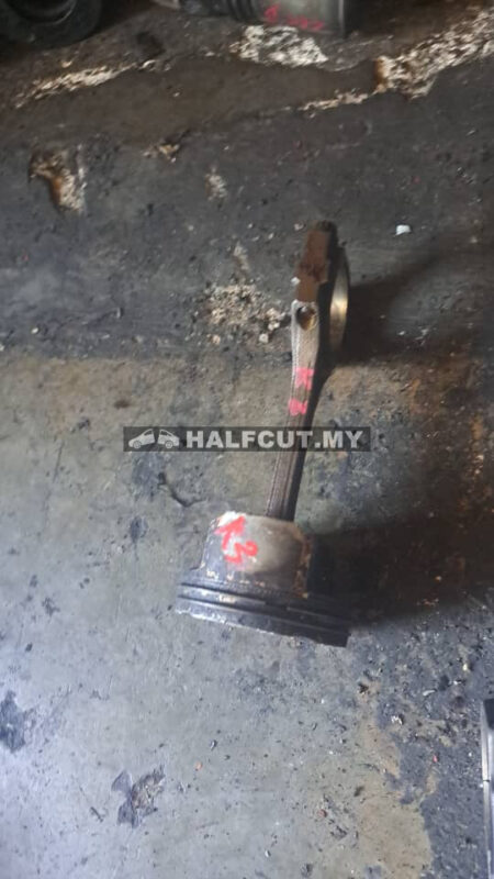 KIA CERATO K3 PISTON