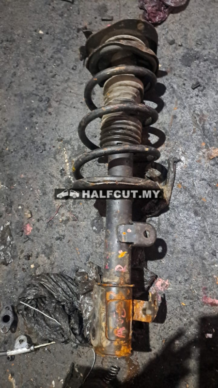 TOYOTA AVANZA FRONT ABSORBER RH