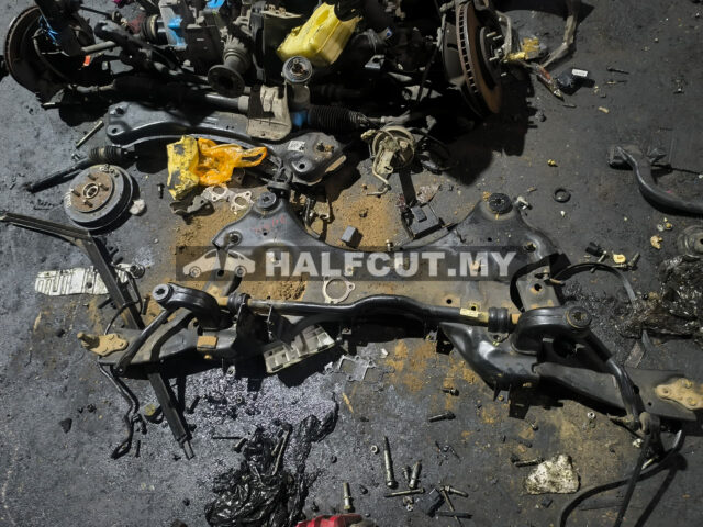 HYUNDAI SANTA FE D4HB FRONT CROSSMEMBER